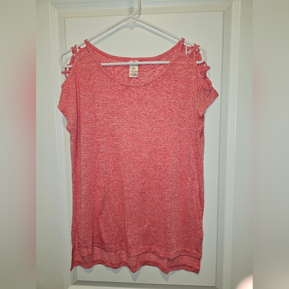 Cold-Shoulder Heathered Coral Women’s Top